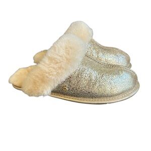 UGG Slippers Gold Leather Shearling Scuffette Metallic Slip On Winter Womens 8